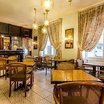 Hotel Aneto Lourdes 3*,  France